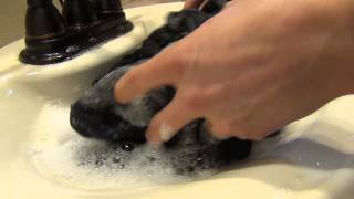 The BEST way to WASH WOOL  Merino Cashmere Alpaca [upl. by Esojnauj]