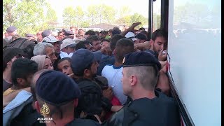 NVO Hrvatska policija nasilno protjeruje migrante [upl. by Kenway]