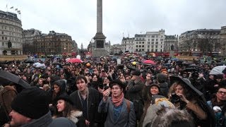 Anti Margaret Thatcher party in Trafalgar square [upl. by Ainig]