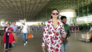 URVASHI RAUTELA FLYING FROM MUMBAI SPOTTED AT AIRPORT [upl. by Circosta]