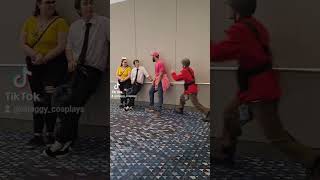 Tf2 soldier stealing hats at cons tf2 tf2cosplay cosplay atlcomicconvention teamfortress2 [upl. by Shriver240]