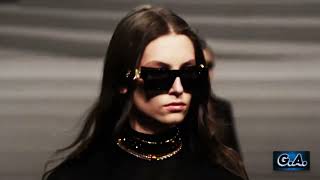 Moda Versace autunno  inverno 2024  2025 ITA  Fall Winter 2024  Fashion Show [upl. by Lede]