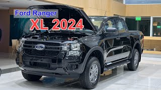 Ford Ranger XL ស៊េរីឆ្នាំ 2024  4WD 4x4 Black Color 4Auto 20L interior and Exterior 2024 [upl. by Hinda424]