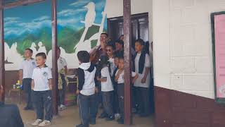 El cucarachero interpretado por el grupo de niños Sede la alta campana [upl. by Krahmer]