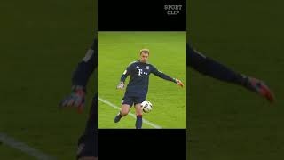 manuel neuer sang sweeper keeper sepakbola kiper manuelneuer bayernmunich [upl. by Baal]