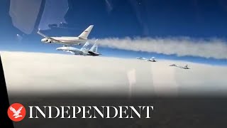 Putin flies into Abu Dhabi with four Su35 warplanes [upl. by Alick12]