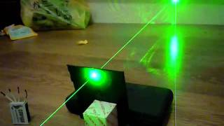 Laser de 200mW Verde 532nm Modelo SD303  solo en tienda8cl [upl. by Auhs]