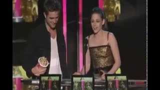 Kristen Stewart Robert Pattinson MTV Movie Award Kiss [upl. by Berrie]