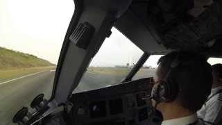 A pilots eye view of a British Airways approach into Funchal [upl. by Eerrehs]