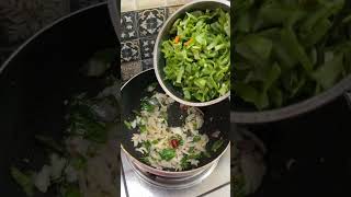 🥥Coconut Avarakkai Poriyal Recipe😋TastynEasy Coconut🫛BroadBeans Poriyal Recipe For Rice Varities🍽️ [upl. by Kimbra]