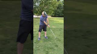 CHIPPING A GOLF BALL FIRST TIME EVER IN MY LIFE golf golfswing golfer [upl. by Yerffe]