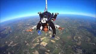 Saut en Parachute en tandem [upl. by Nosam]