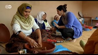 Morocco Women get together to sell Argan oil  Global 3000 [upl. by Marylin]