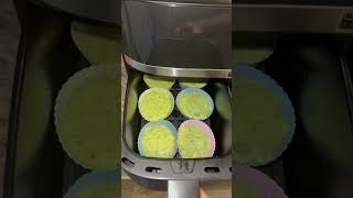 Muffin de brócoli food babyfood muffins muffinsrecipe foodie recetas [upl. by Ardnaz142]