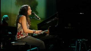 Norah Jones  She Live [upl. by Jacinta]