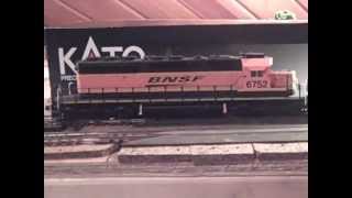 Kato SD402 Mid production Review [upl. by Acirfa251]