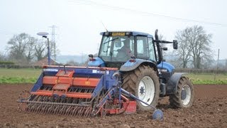 New Holland Seed Drilling 2013 [upl. by Kawasaki]