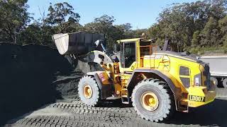 Volvo L260H Loader [upl. by Loriner]