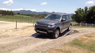 Range Rover Sport 2014  testes off road [upl. by Gnourt242]