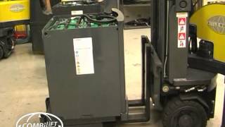 Aisle Master  SOSTITUZIONE RAPIDA BATTERIA [upl. by Musihc393]