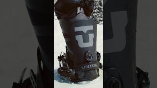 Union Strata 2025 Snowboard Bindings Blue Tomato Product Review [upl. by Lesirg]