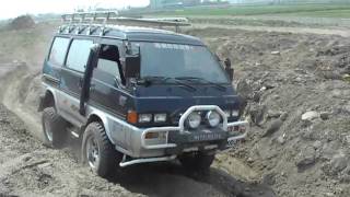 l300 4X4挑戰土丘10 test two wheel power [upl. by Tija]