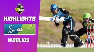 Adelaide Strikers v Sydney Thunder  WBBL09 [upl. by Brine]