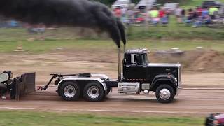 Road Trip Reedsville Truck Pulls V 8 Mack 81117 Hot Semi Superliner [upl. by Ahselat]