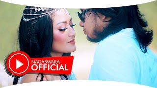 Siti Badriah  Harapan Cinta Official Music Video NAGASWARA music [upl. by Gerstein]