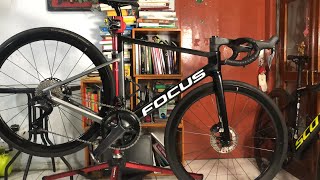 Maintenance Roadbike Focus Izalco Max Disc 9 [upl. by Beverlie172]