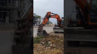 Máy Xúc DOOSAN DX140W Làm Việc Siêu Nhanh excavator [upl. by Mafalda]