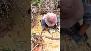 Finding Natural Carnelian And Agate Gemstones By Mining Hand In River At The Mountain Episode 16 [upl. by Prudhoe]