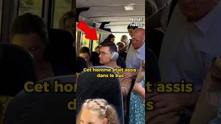 Cet homme cède sa place à une femme enceinte mais surprend tous les passagers par sa particularité [upl. by Debbee524]