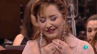 Elena Mosuc sings Anna Bolena quotAl dolce guidamiCoppia iniquaquot [upl. by Conney]