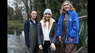 Rickmansworth panto star takes time out to visit a local river [upl. by Greeson]