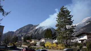 Waldbrand im Halltal [upl. by Jaal]