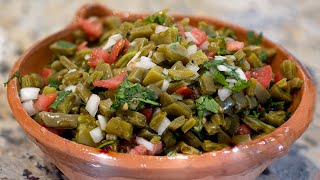 ENSALADA DE NOPALES DELICIOSA Y SUPER FACIL [upl. by Akilak]