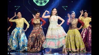 Mawra And Reema Amazing Dance performane in LSA 2017 [upl. by Martguerita]