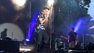 Francesco Gabbani Vigevano PV 08072018  AMEN  SOFTWARE [upl. by Preiser662]