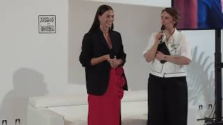 Demet Ozdemir ritira il premio Kineo al Festival di Venezia 2023 [upl. by Duomham488]