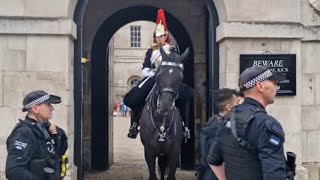 The chav gets released spooked horse just walking past thekingsguard [upl. by Latricia445]