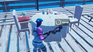 quotSERVIR UN BEAU DÎNER AU RANCARD DE POISCAILLE DANS NIMPORTE QUEL RESTAURANTquot SUR FORTNITE [upl. by Engedi]