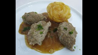 Recette des quenelles de foie [upl. by Refinnaej]