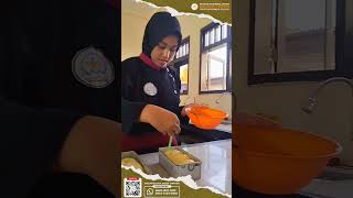 PRAKTEK ROTI DENGAN METODE TANGZHONG  SMK INSAN TERPADU PAITON [upl. by Clementis]