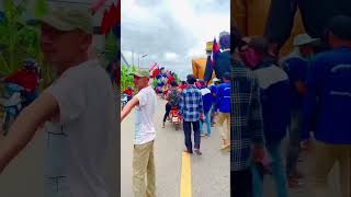 ប៉ះគ្នាហេីយ 😱🏃🏻‍♂️ remix dj music djremix jedagjedug ទីងមោង2024 duet kmeng dancemusic [upl. by Mellar]