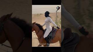 What is this foam on the horses body  shorts [upl. by Nosahc]