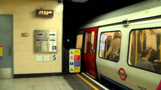 London Underground at Blackfriars 6th February 2015 [upl. by Egwan988]