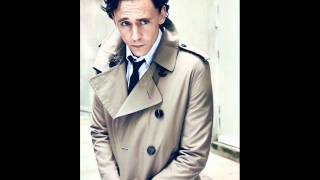 The Red Necklace  Read by Tom Hiddleston  CD 4 Track 1 [upl. by Melac720]