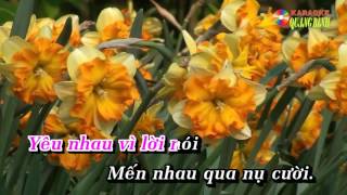 Can Nha Mau Tim Tan Co Karaoke Song Ca Voi Manh Quynh [upl. by Scoles953]