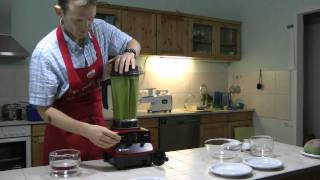 Video Rohkost Smoothie mit Rohkost Chefkoch Peter Dreverhoff [upl. by Akcirahs]